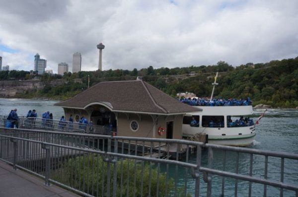 maid of the mist entrance 
