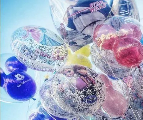 Magic Kingdom balloons