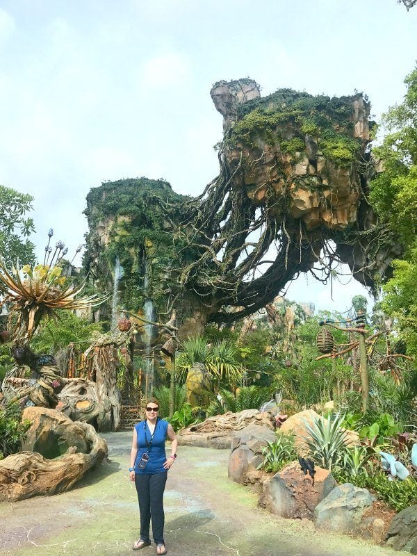 The floating mountains of pandora at avatar