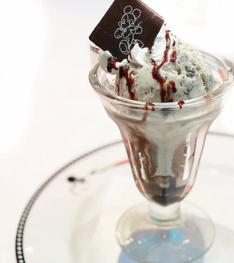 Cookies n Cream sundae 