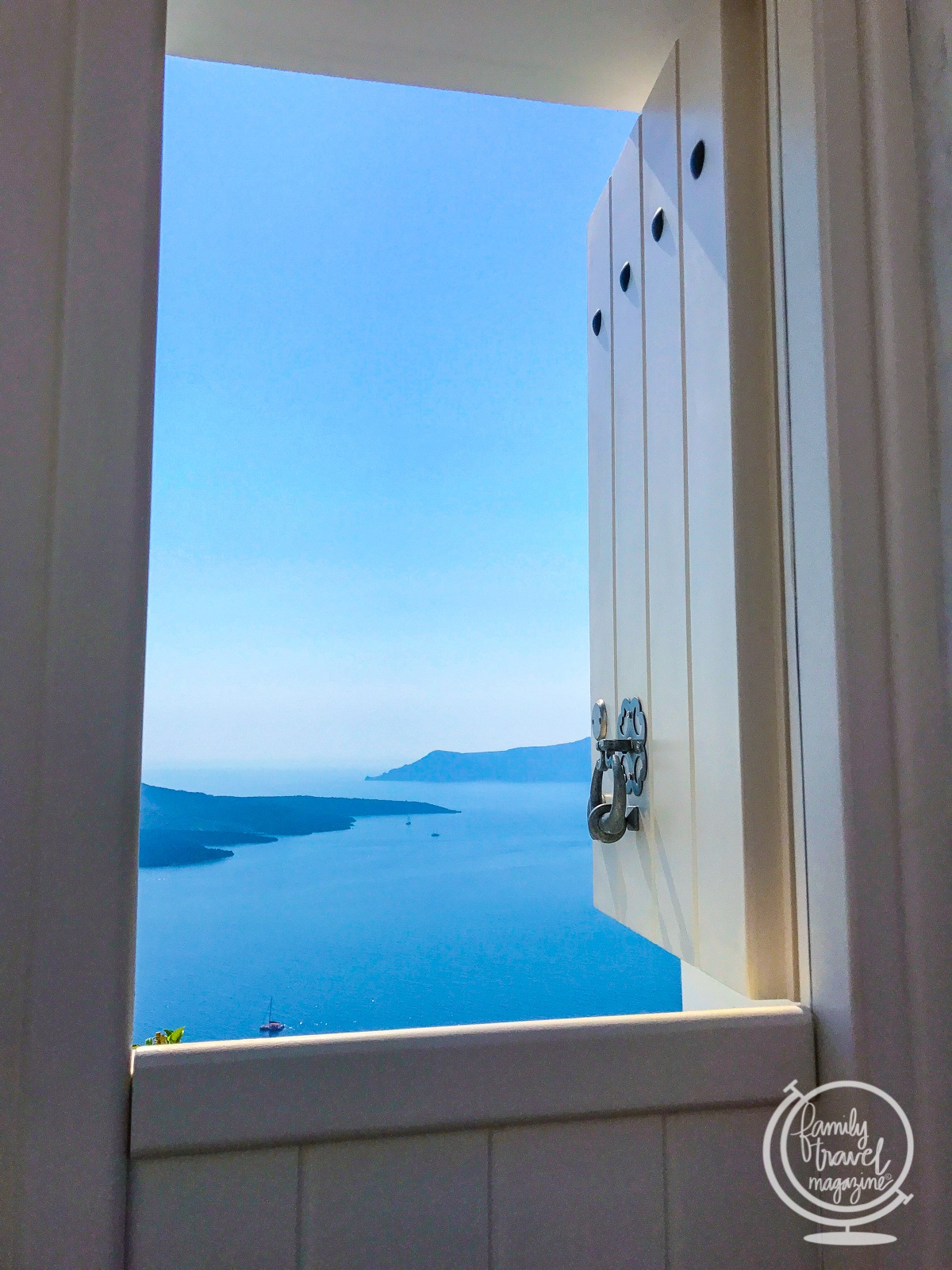 A window in Santorini